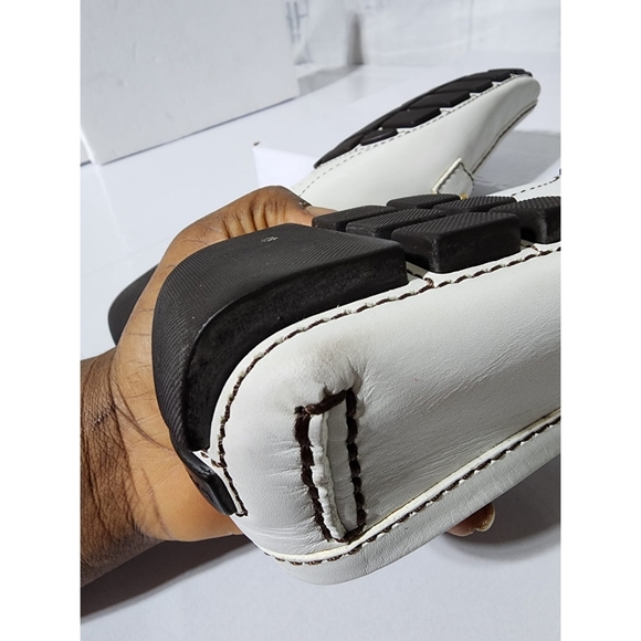 Louis Vuitton Leather Upper Moccasin Loafer White Size 8.5 - Picture 10 of 16